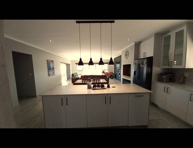 3 BEDROOM HOUSE FOR SALE IN KLEINKOORNHUIS